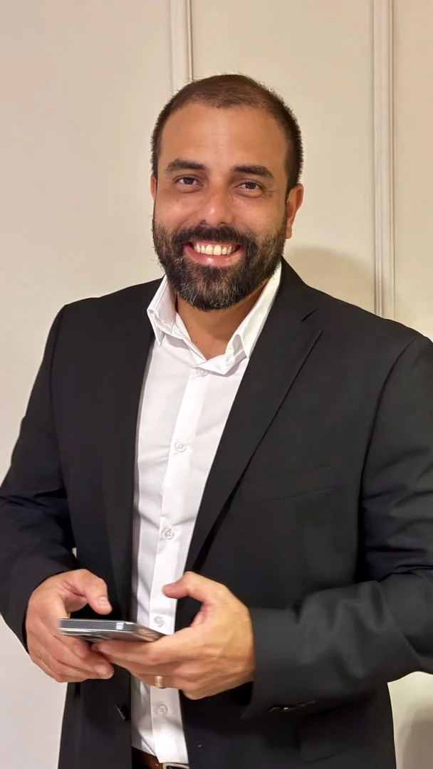 Revenda de máquinas e equipamentos: por que a integração de sistemas virou o verdadeiro diferencial competitivo dos dealers