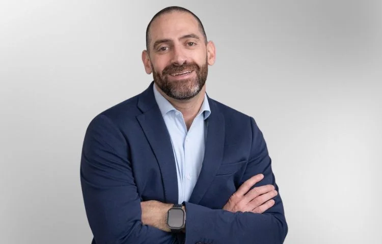 La relevancia de un partner estará en conectar tecnología y negocio: Danni Mnitentag, Oracle