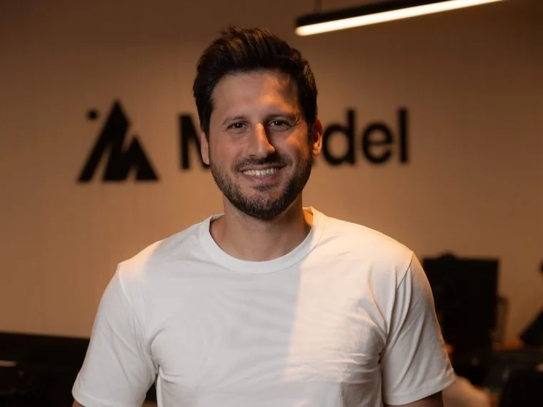 Mendel MCP lleva la gestión de gastos corporativos a ChatGPT, Microsoft Copilot y Claude