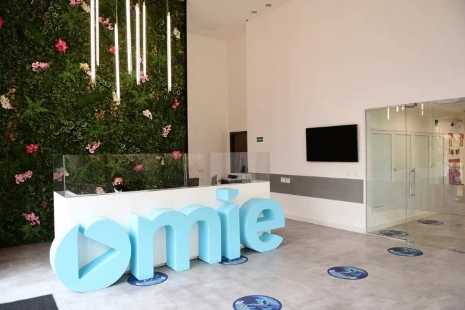 Omie integra ERP ao TikTok Shop para unificar gestão de vendas em múltiplos canais