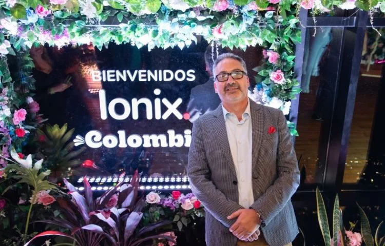 Ionix unifica su plataforma de seguridad digital y pagos en la región tras integrar las capacidades de Zeleri
