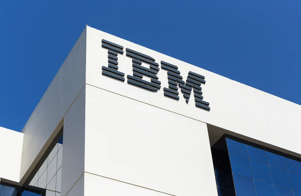 IBM amplia IBM Bob com IA multiagente para acelerar modernização de software empresarial