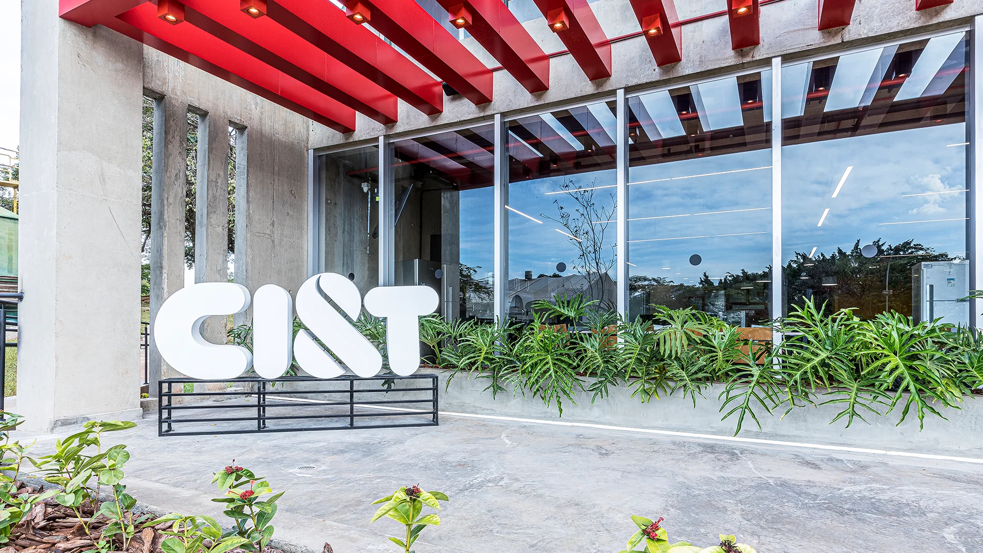 CI&T e Mistral firmam parceria para impulsionar a próxima geração de empresas agentic